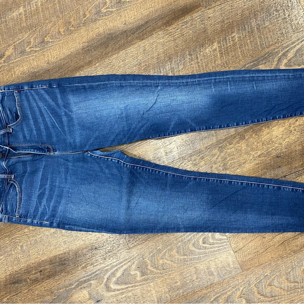 American Eagle Outfitters Dark Blue Jeans